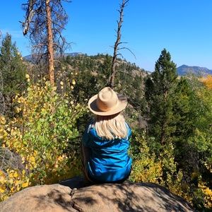 Meet your Posher, Mandy